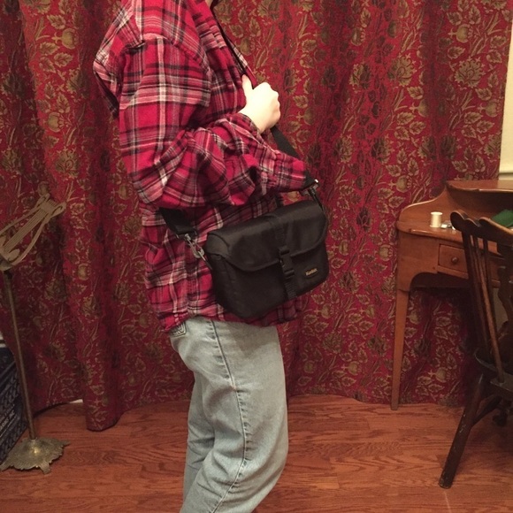 Kodak Camera Crossbody bag black purse - Picture 15 of 15